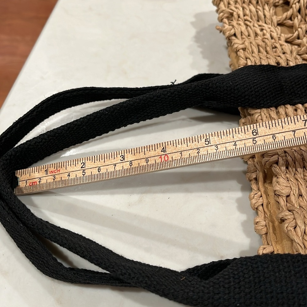 Crochet Straw Tote with Black Strap/NWOT - Picture 11 of 11